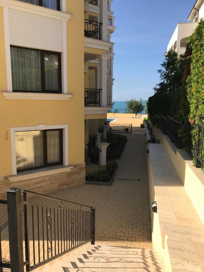 Horizon Katrina Apartments - Sea Line & Beach Access Sveti Vlas Εξωτερικό φωτογραφία