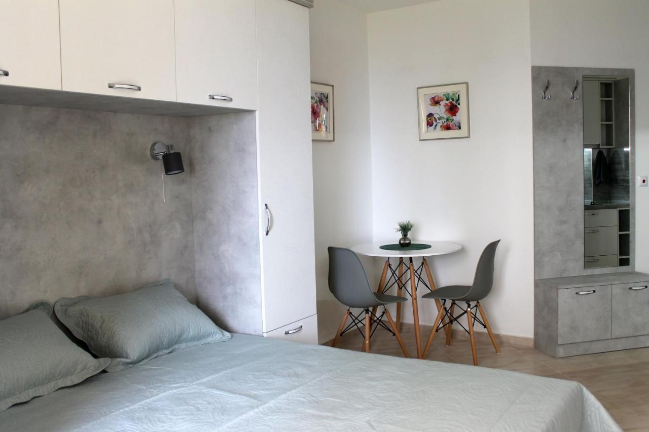 Horizon Katrina Apartments - Sea Line & Beach Access Sveti Vlas Εξωτερικό φωτογραφία