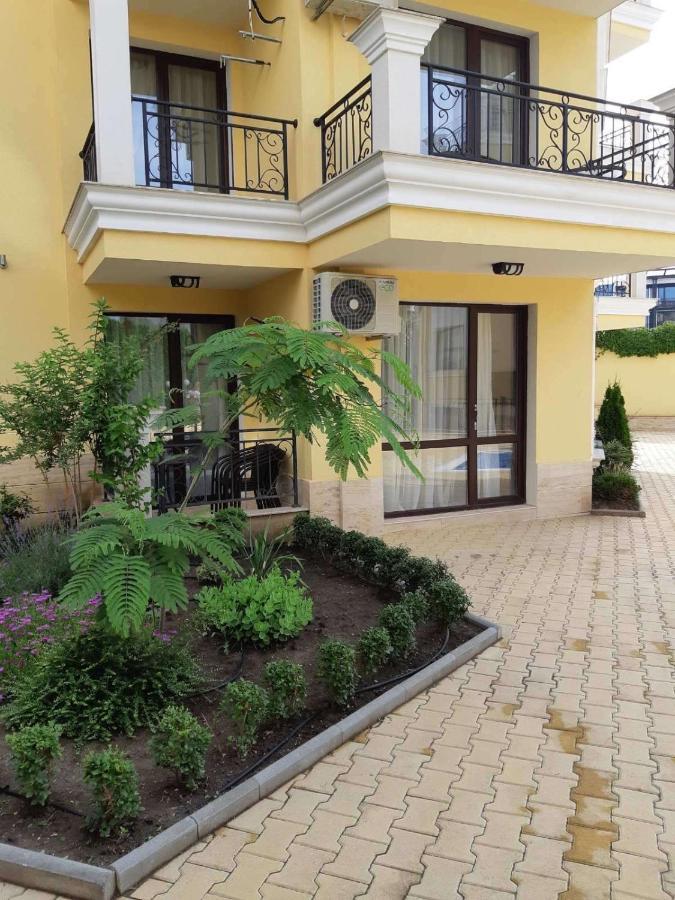 Horizon Katrina Apartments - Sea Line & Beach Access Sveti Vlas Εξωτερικό φωτογραφία